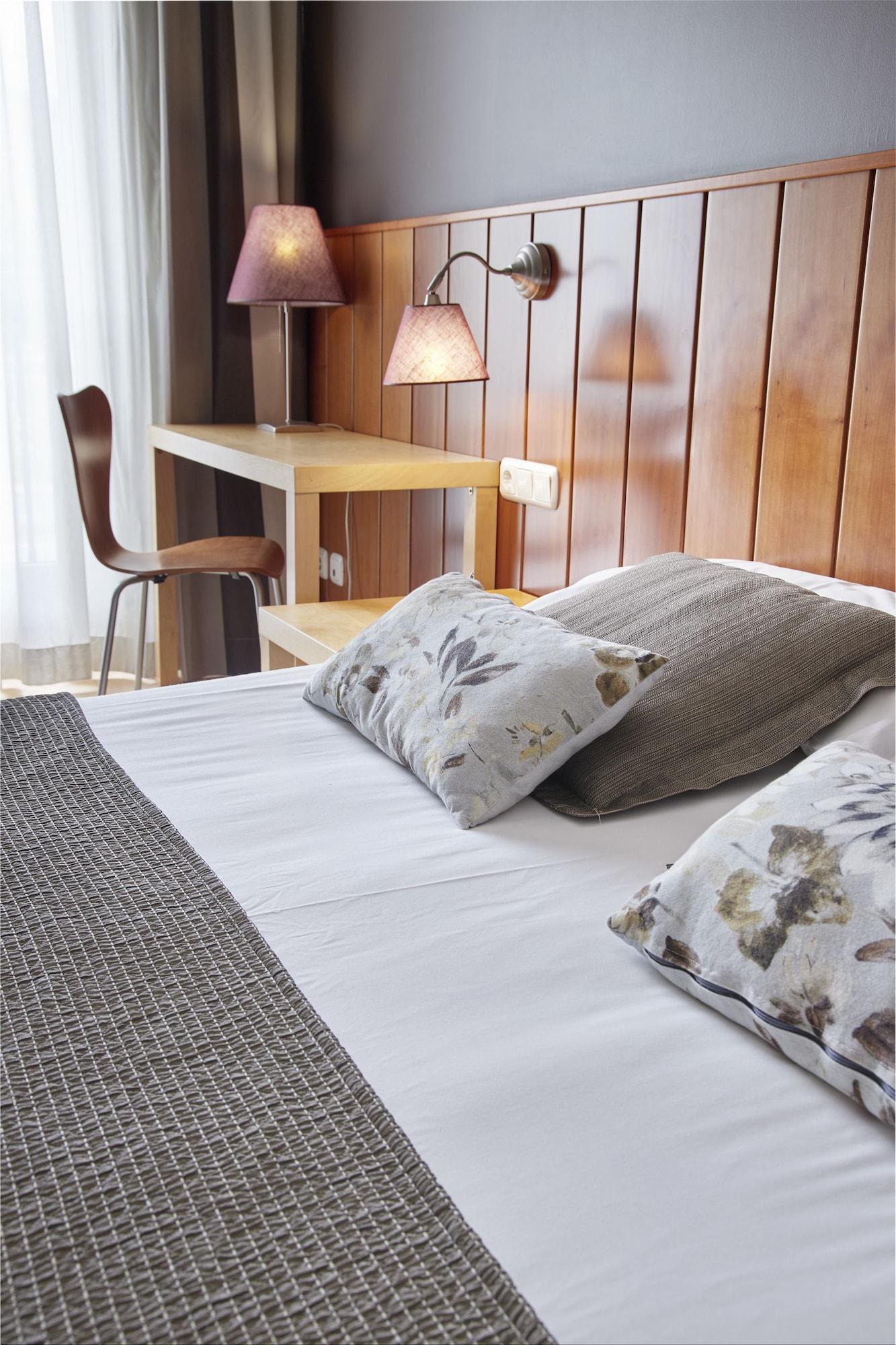 Hotel Iriguibel Huarte Pamplona Εξωτερικό φωτογραφία