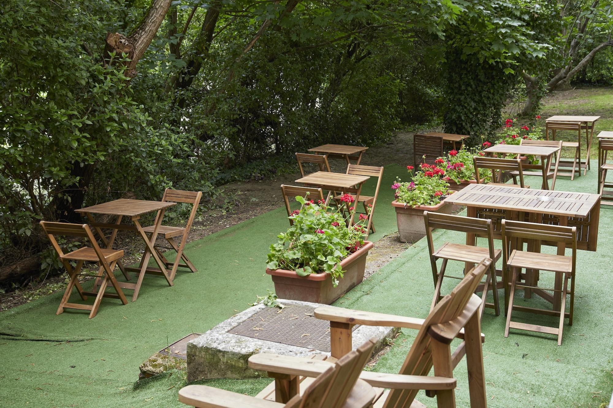 Hotel Iriguibel Huarte Pamplona Εξωτερικό φωτογραφία